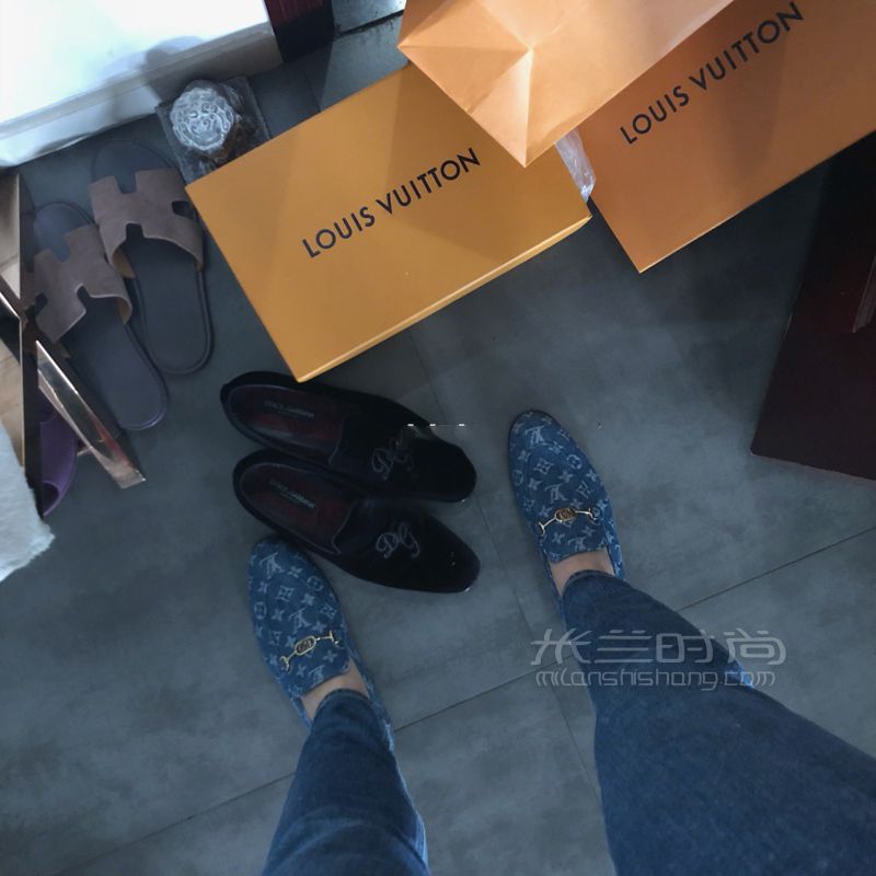 我和大家一樣剛開始的時候?qū)ι莩奁酚X得很浪費錢一個包包上萬塊其他 (7)