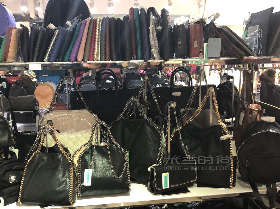 到香港買包包的‘奢侈品奧萊’ 香港作為一個大家觀念里的購物天堂 (5)