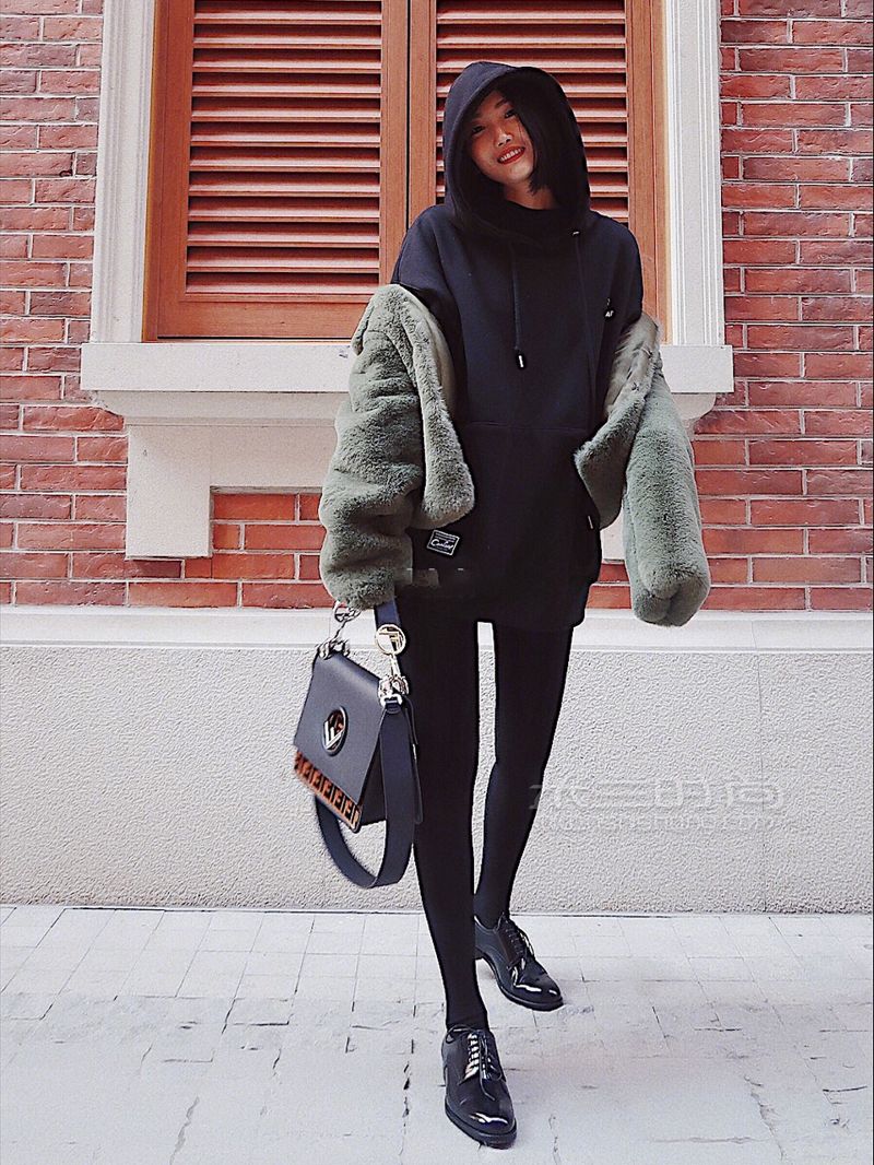 年度最愛最愛5只貴價包包 奢侈品包 大牌包 Loewe 羅意威-JOYCE小號 (6)