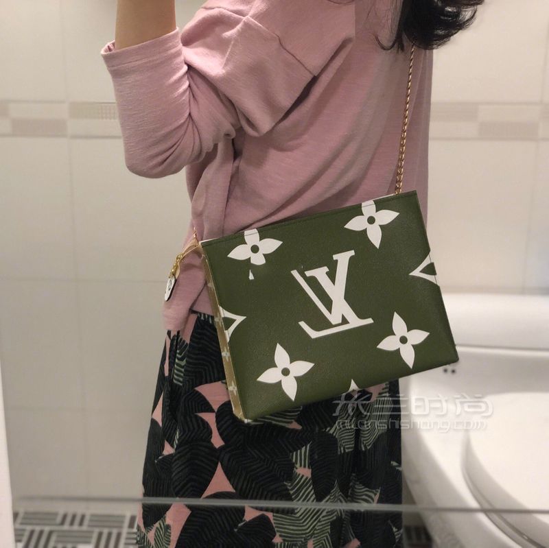 lv洗漱包怎么肩背當(dāng)鏈條包？春夏新款洗漱包改造攻略 (2)