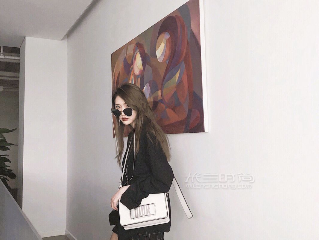 經(jīng)典百搭｜20歲女生第一支奢侈品包買什么？性價(jià)比超高的推薦合集 (9)