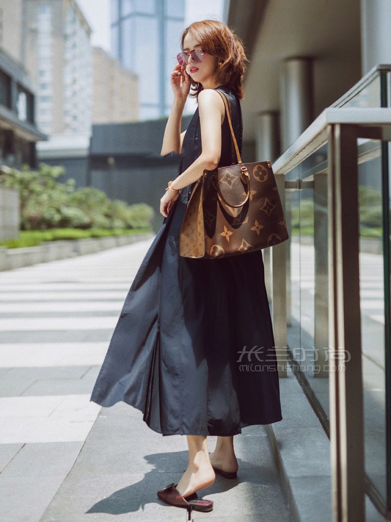 夏季必入的LV包包之一LV ON THE GO，LV包包圖片價格 (3)