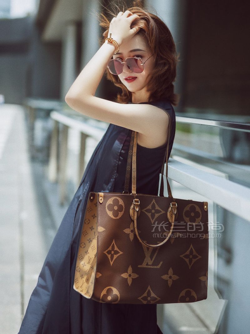 夏季必入的LV包包之一LV ON THE GO，LV包包圖片價格
