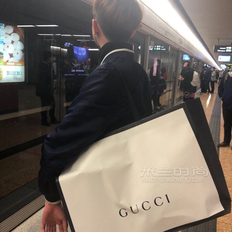 Gucci 酒神woc 性價(jià)比賊高的入門級(jí)奢侈品包 比超級(jí)mini只貴了幾千 (5)