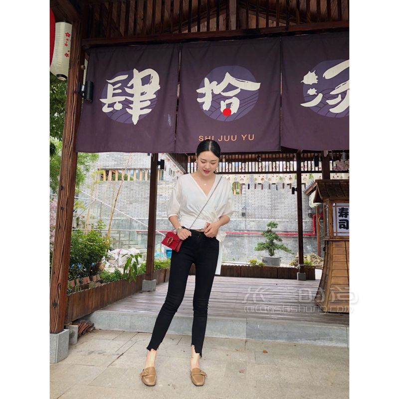 和好朋友的人生中第一只大牌包——Gucci 先說(shuō)一下我們是剛畢業(yè)的苦逼青年 (8)