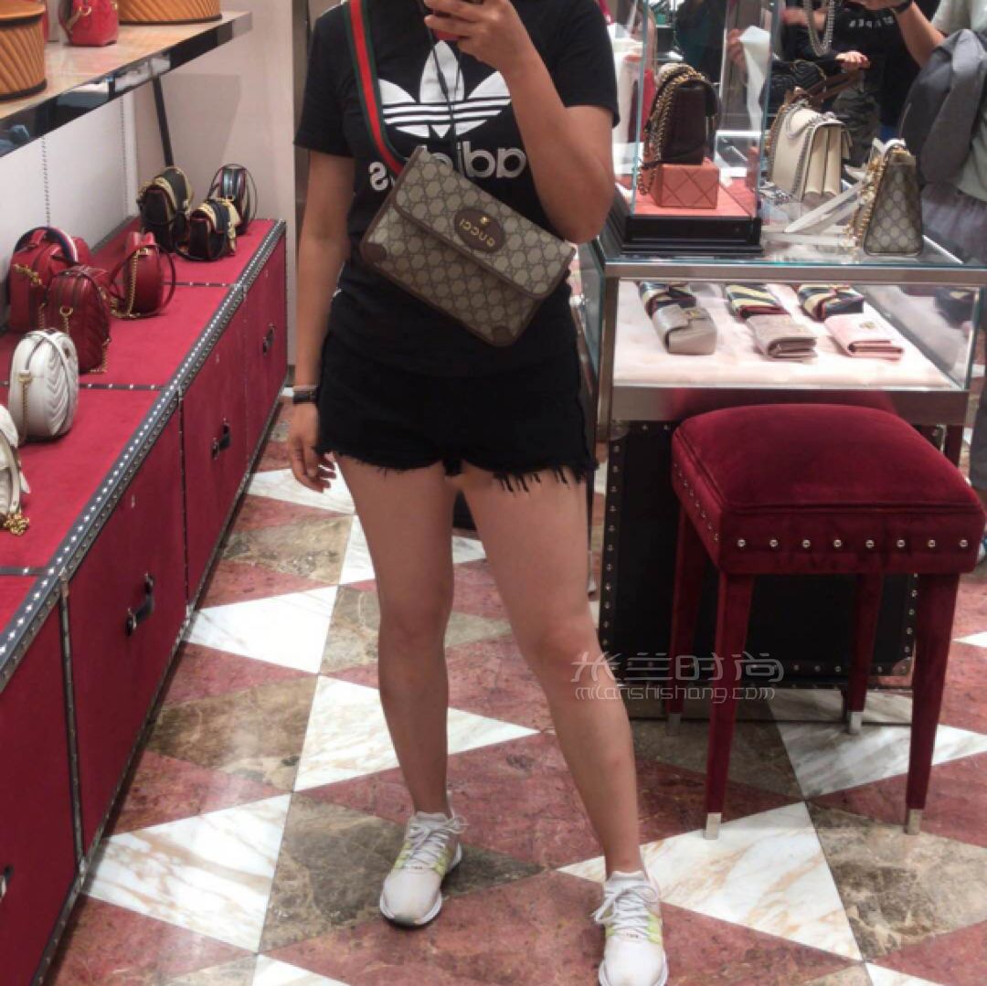 28_第一件奢侈品包包必須要記錄?。?！_單肩包_箱包