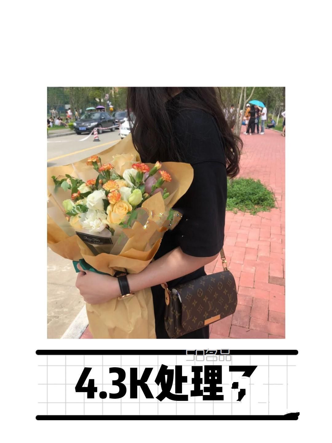4.3K處理了LV小號favorite腋下包 爽,lv是什么顏色_1