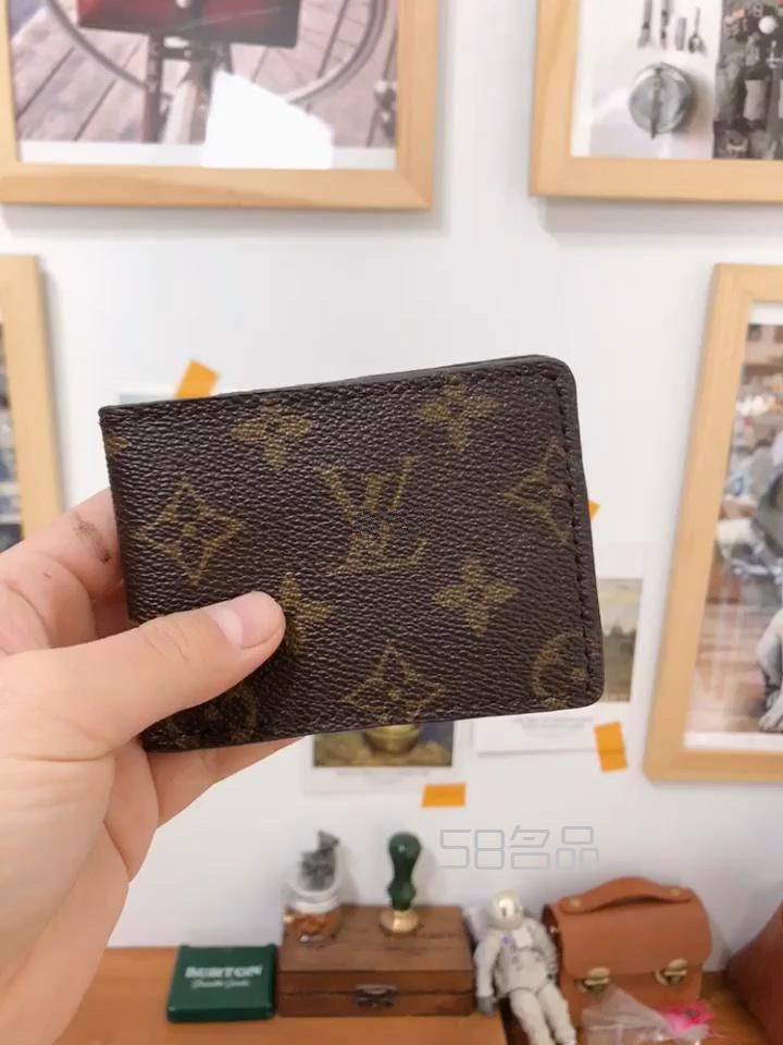 lv駕駛證包,奢侈品lv男店員_1