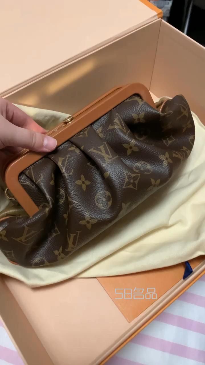 LV拼色云朵包實(shí)拍,lv twinset_1