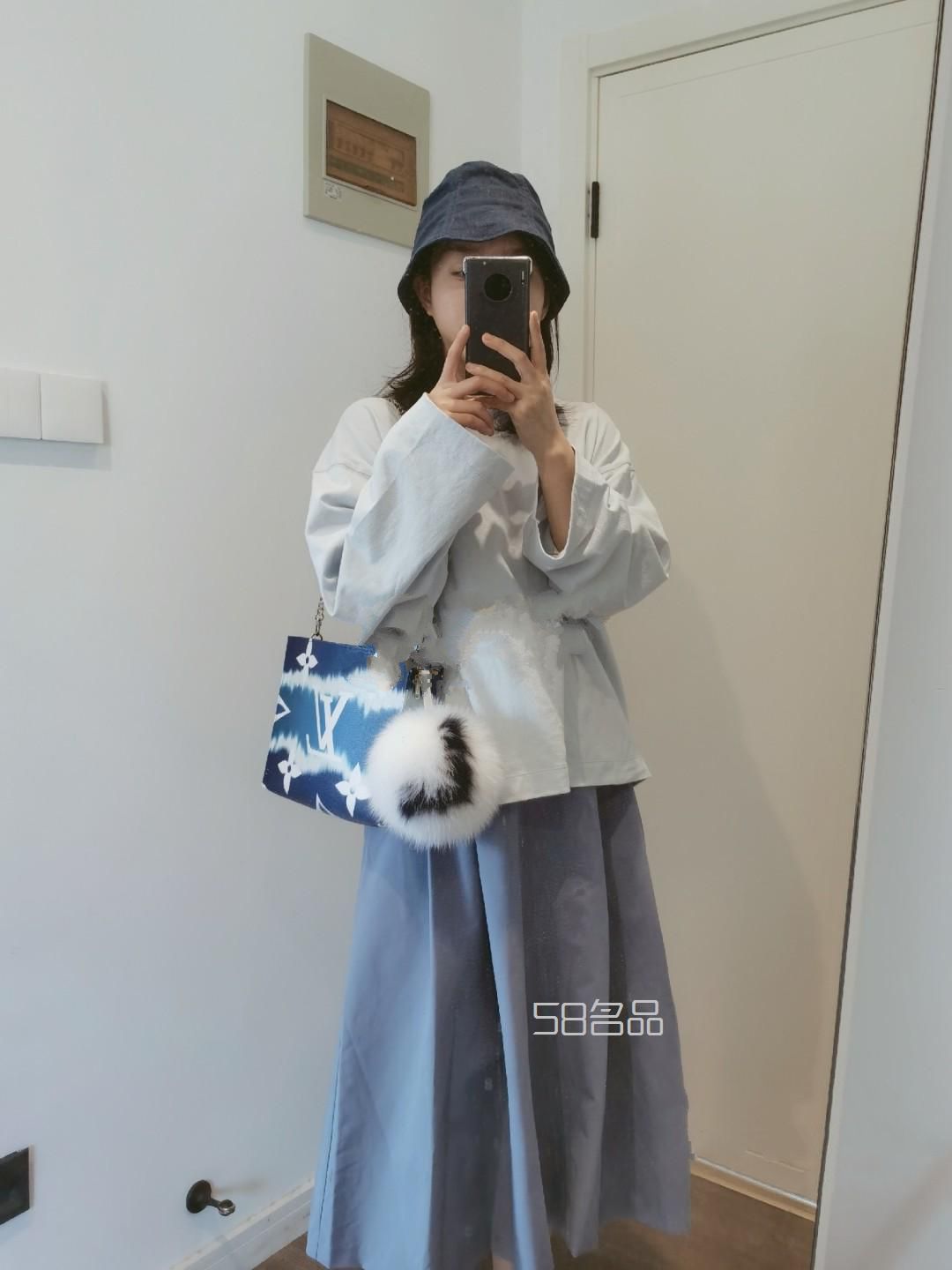 LV 夏日限定 26洗漱包,女包lv路易威登經(jīng)典款_1