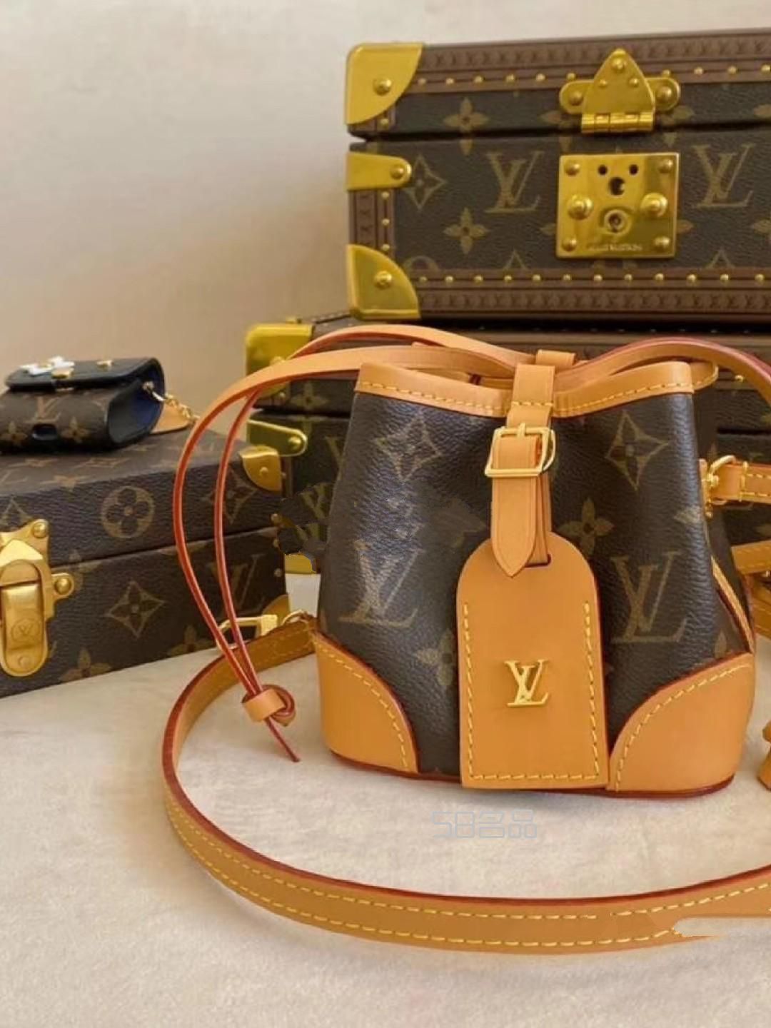 lv新款餃子包入,lv33彩錢包價格_3