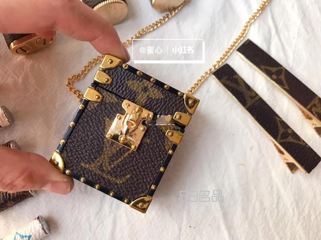Lv 拆包 藍牙耳機盒 近期爆款,范思哲 比lv貴_1