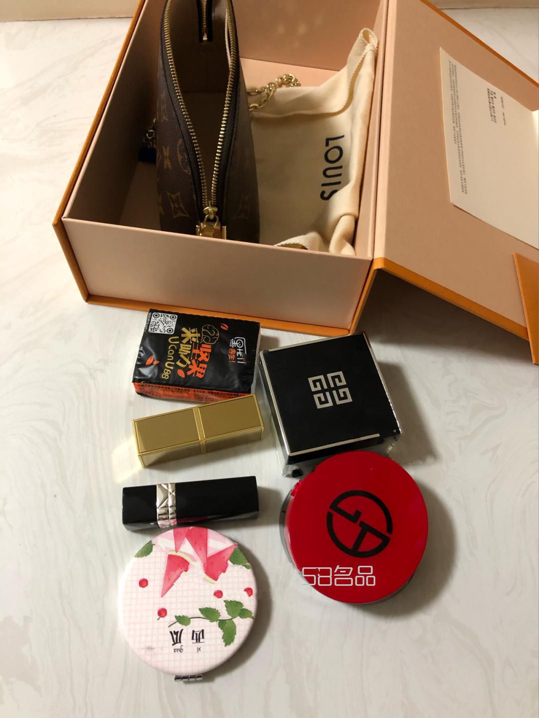 Lv 化妝包小號,lv錢包大全_16