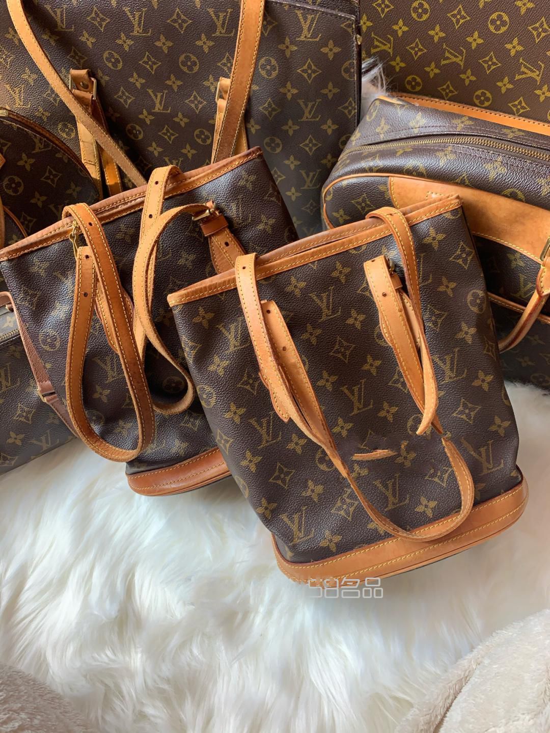 lv小水桶包,lv黑格金扣多少錢(qián)_1