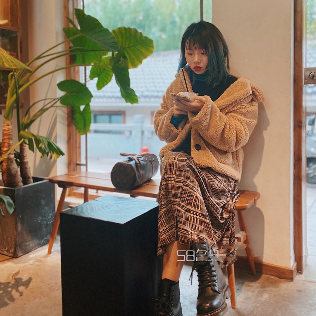 一些中古LV圓筒包的搭配法則,lv金屬鏈包圖片_3