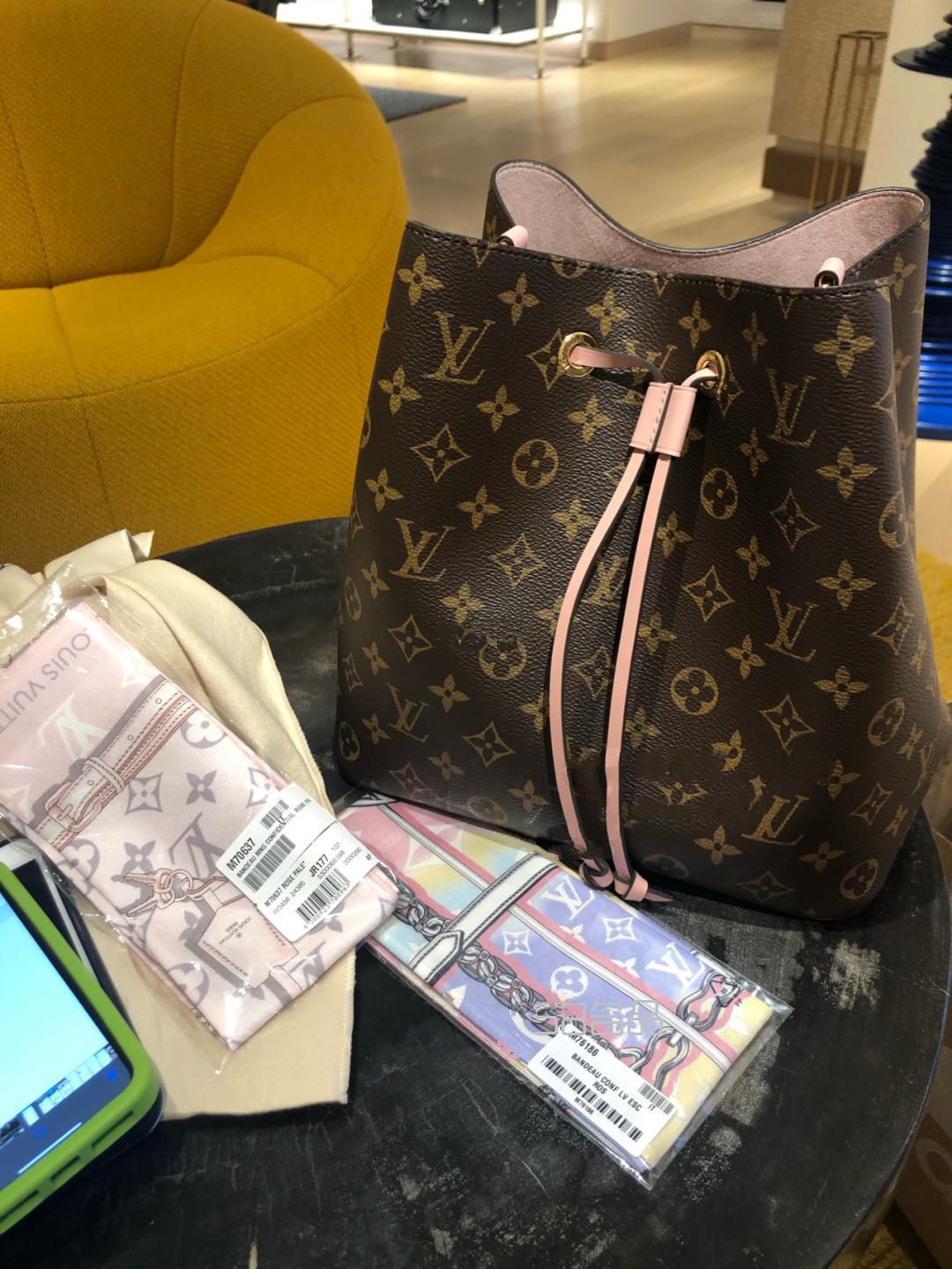 第一個(gè)大牌奢侈品包～lv水桶,lvm40145_1
