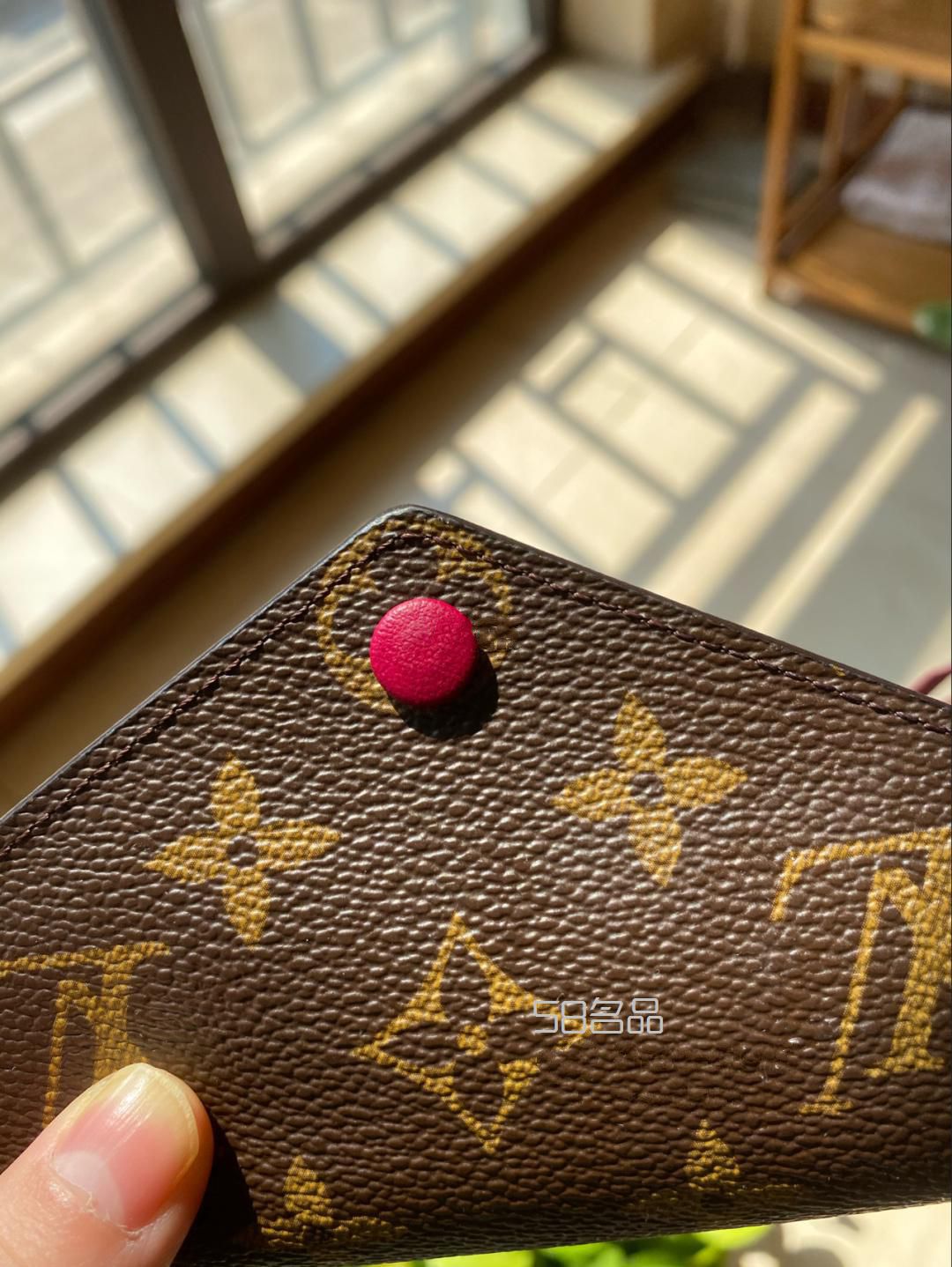 Lv包包配皮植鞣革清洗養(yǎng)護前后對比視頻,lv皮具系列_3