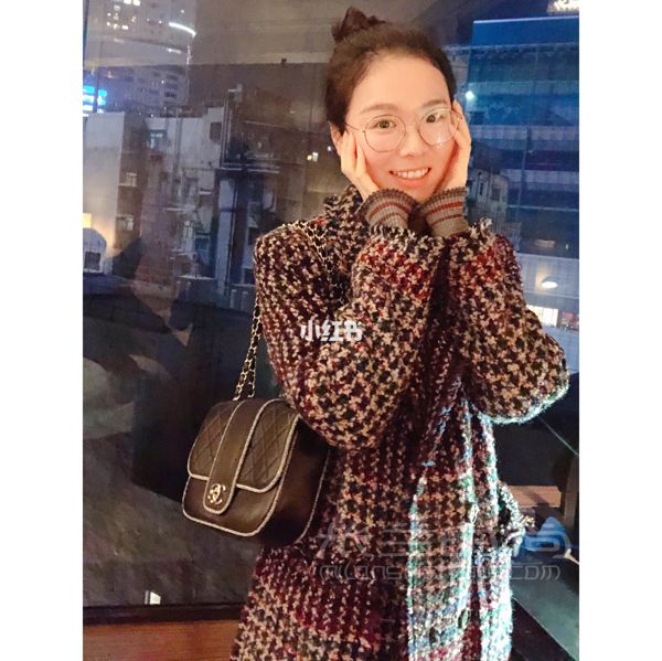 香奈兒早春款。 本來只打算去hk買婚包的結(jié)果上身試效果又無法自拔了_6