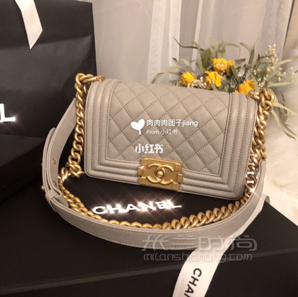 香奈兒Chanel Leboy 20cm 19年新款大象灰牛皮金扣_3