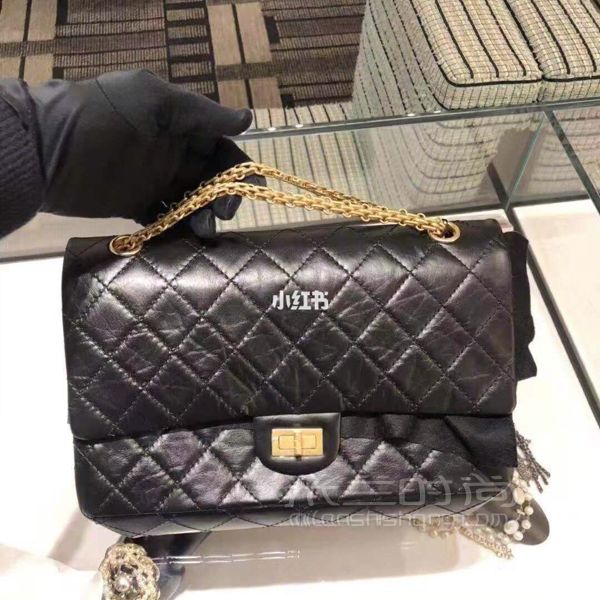 官宣Chanel 香奈兒 11月1日漲價前的瘋狂 終于終于入手了中號黑金2.55包包～_1