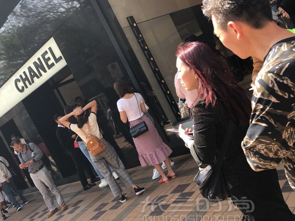 實現(xiàn)夢想的第一步先來只香奈兒包！Chanel cf黑金_5