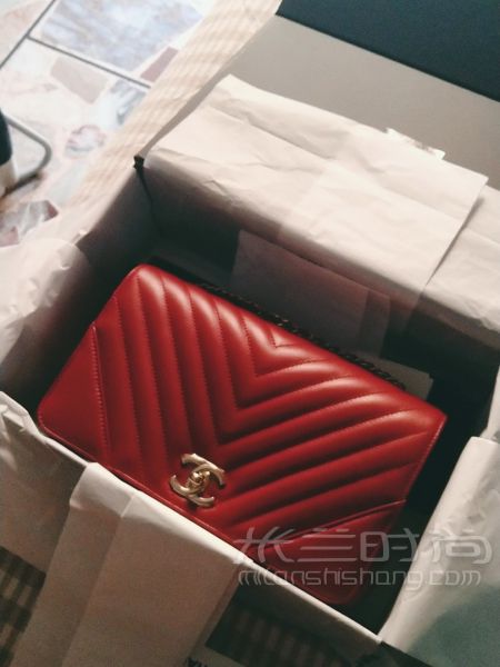 性?xún)r(jià)比之王2018秋冬香奈兒季節(jié)款翻蓋包 想買(mǎi)一個(gè)婚包很久了_1