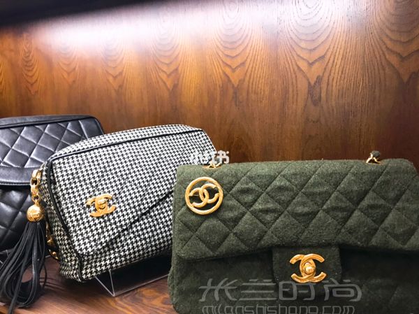 深圳  一家貓咪當?shù)觊L的中古店（超多Chanel_4