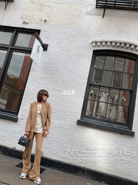 留學(xué)五年我竟然買了37只包？？_8
