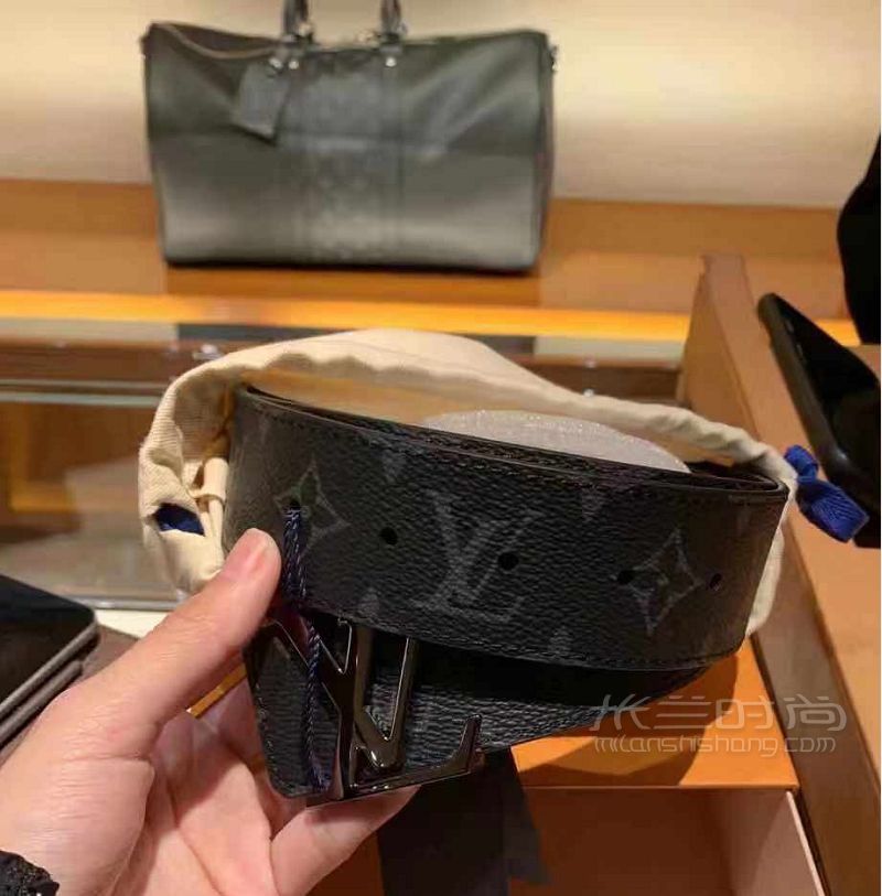 婚禮服裝古馳怎么樣？結(jié)婚西服正裝怎么買_3
