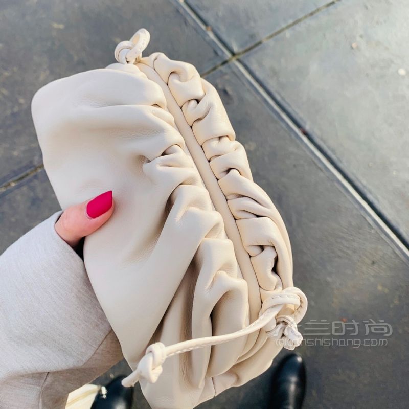 BV云朵包 不會后悔！葆蝶家怎么樣_6