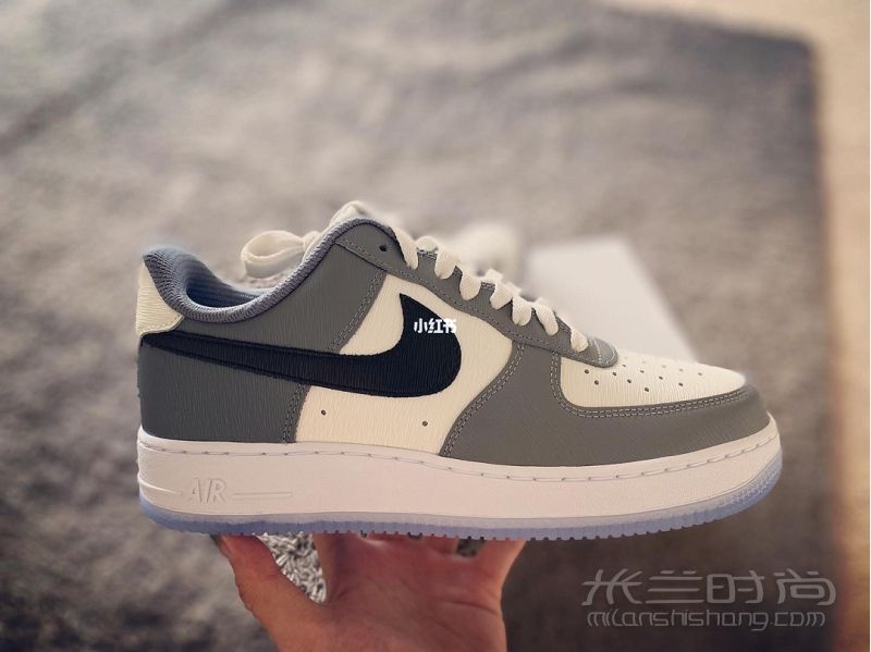 美國官網(wǎng)NIKE ID定制 高級灰耐克怎么樣_3