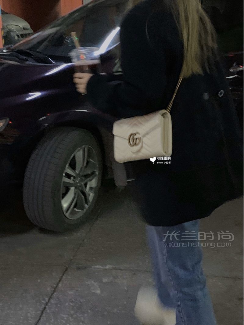 Gucci marmont系列 復(fù)古扣白金信封包 古馳怎么樣_6