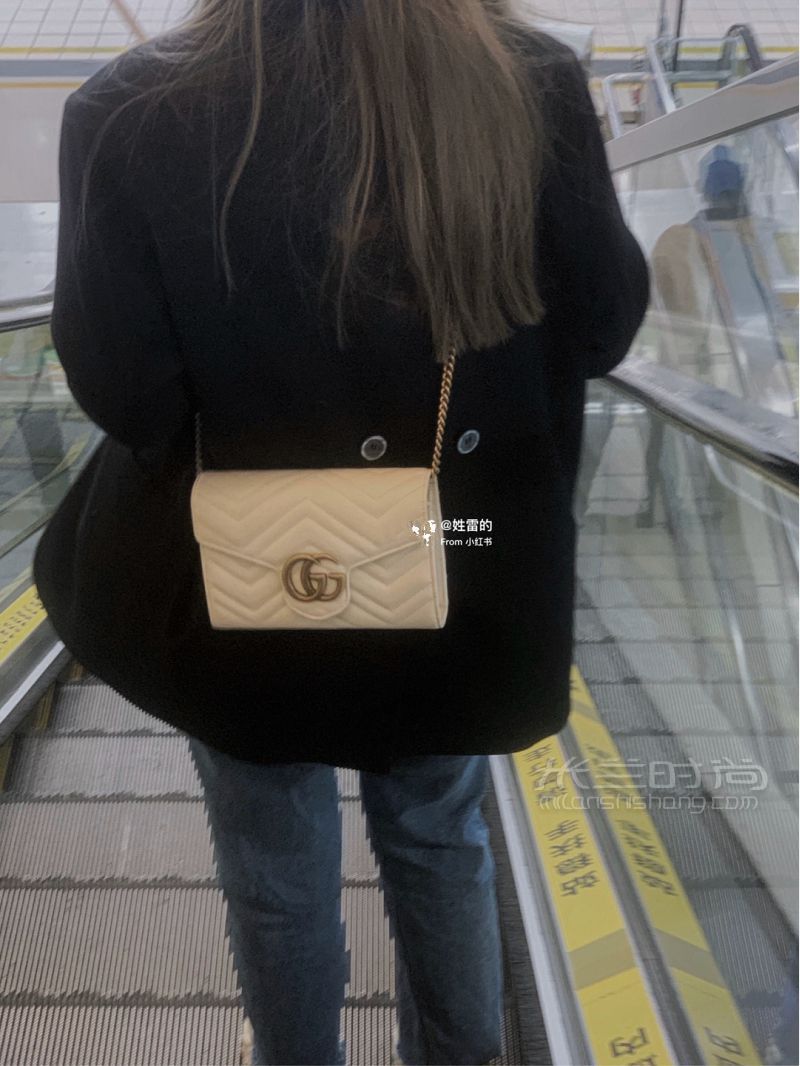 Gucci marmont系列 復(fù)古扣白金信封包 古馳怎么樣_5