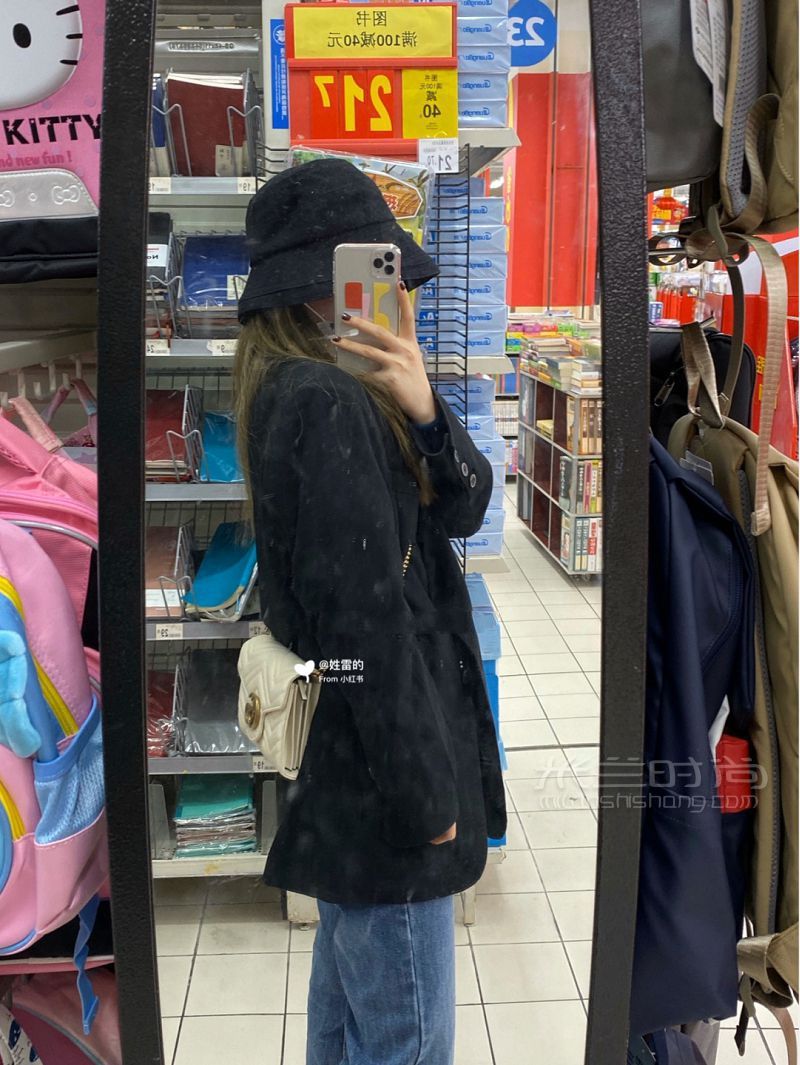Gucci marmont系列 復(fù)古扣白金信封包 古馳怎么樣_4