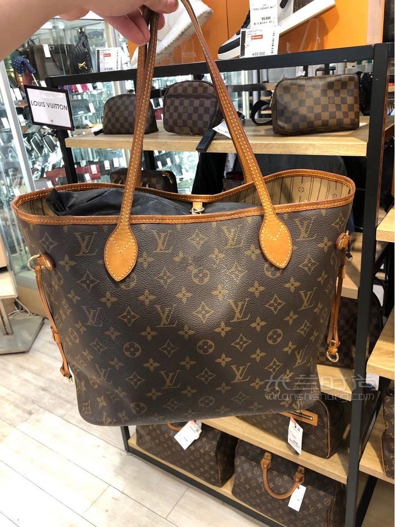 Fendi和LV款式怎么選？札幌中古店_9