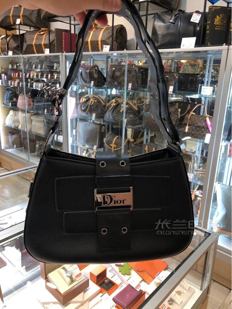 Fendi和LV款式怎么選？札幌中古店_4