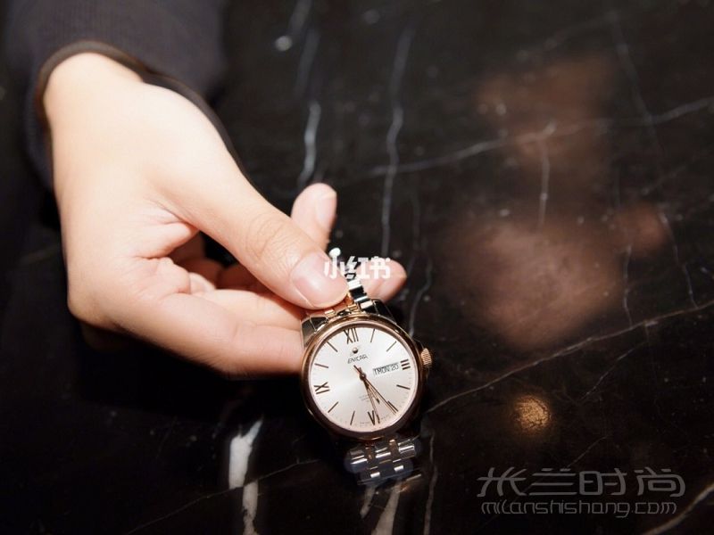 兄弟結(jié)婚送什么禮物？五星性價(jià)比推薦“女人看包男人看表”_6