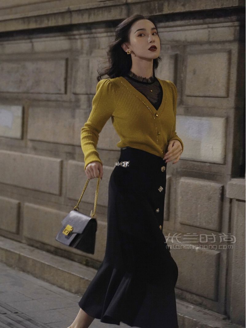 曼徹斯特黑夜 復古優(yōu)雅穿搭_1
