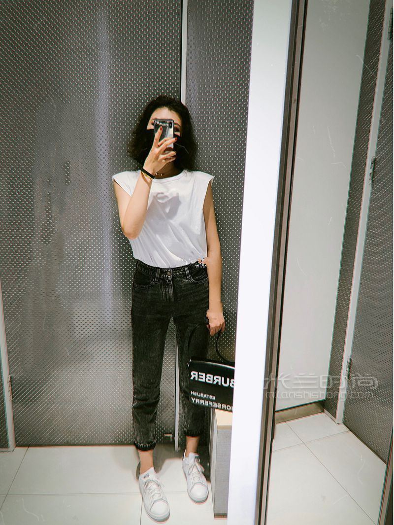 Burberry包買的時(shí)候柜姐都說不推薦_5