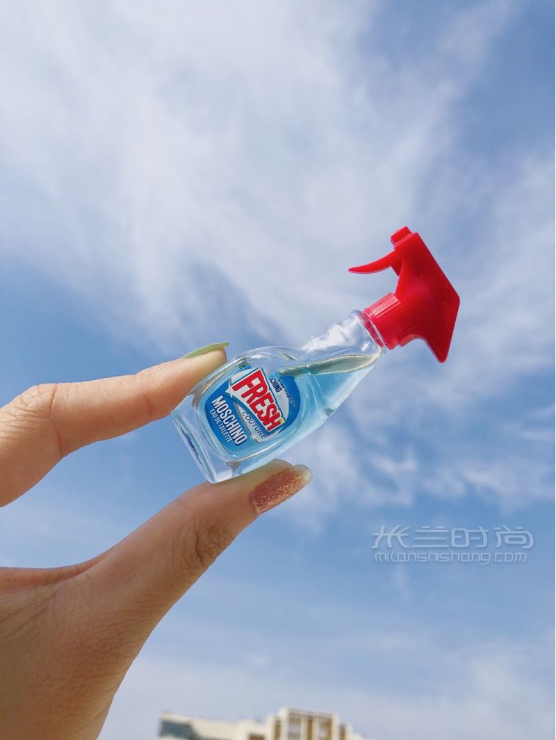 這個(gè)長得像清潔劑的小瓶子居然是香水？？？_2