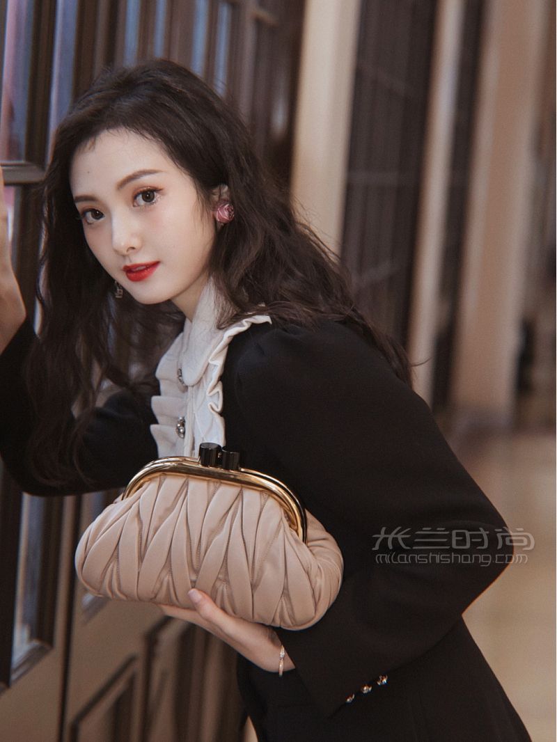 今年的第一場電影是Miu Miu請我看的_3