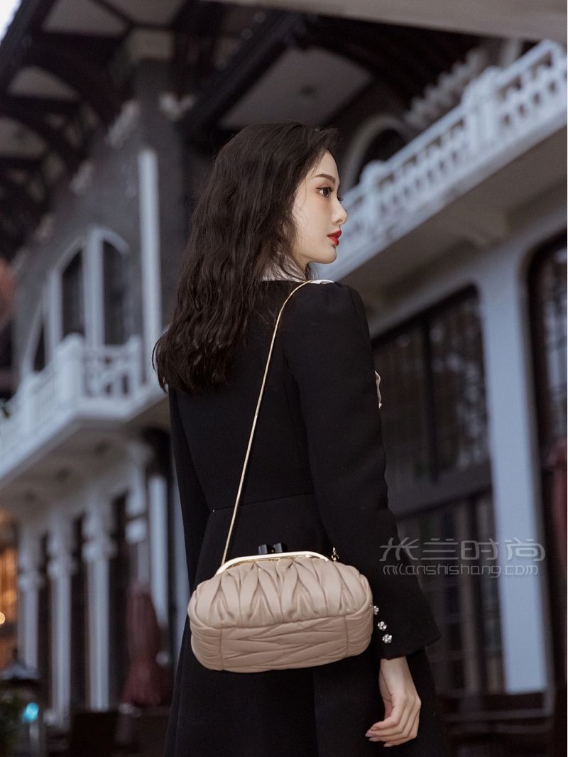 今年的第一場電影是Miu Miu請我看的_7