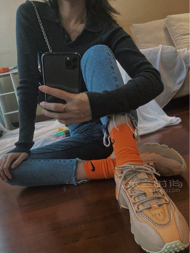 無敵顯腿細的馬卡龍色穿搭炸街情侶鞋_2