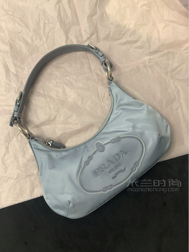 2k剛出頭買到了仙女包包-迪士尼怎么樣-普拉達怎么樣-我最_2