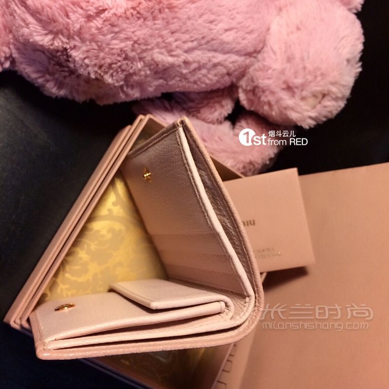 超實(shí)用小錢包miumiu對(duì)折小錢包-繆繆怎么樣_4
