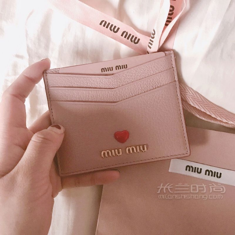 精致的豬豬女孩  Miumiu粉色羊皮卡包_7