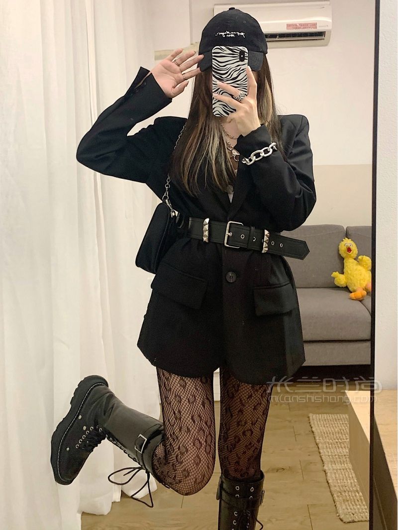 小個(gè)子女生 秋冬超A西裝辣妹出行穿搭_5