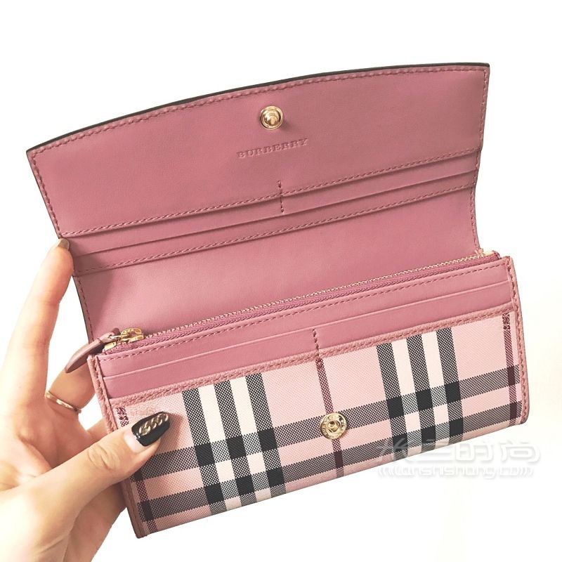Burberry粉色長款格紋錢包 少女心爆棚錢包_2