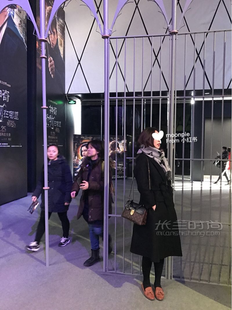 LV新款郵差包one handle怎么樣？LV郵差包搭配與測評_4