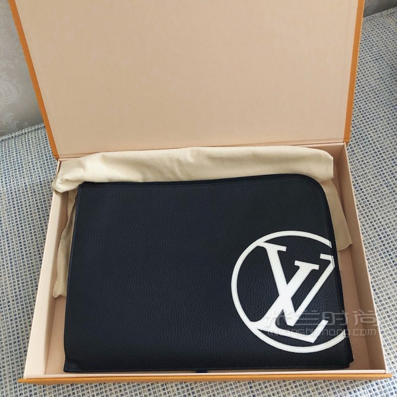 絕版LV 限量走秀款手包 無敵少見款 LV x Supreme_1